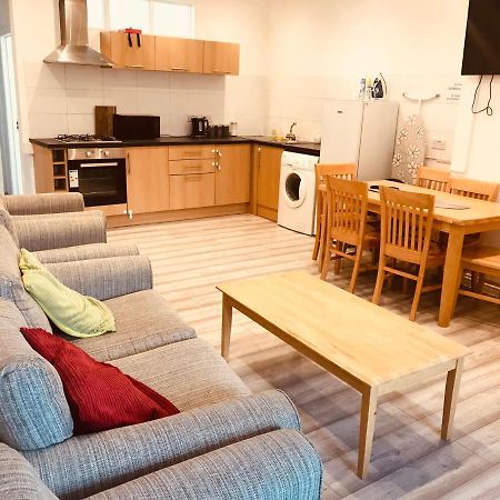 Entire Flat With Three Bedrooms N 2 Great Yarmouth Eksteriør billede